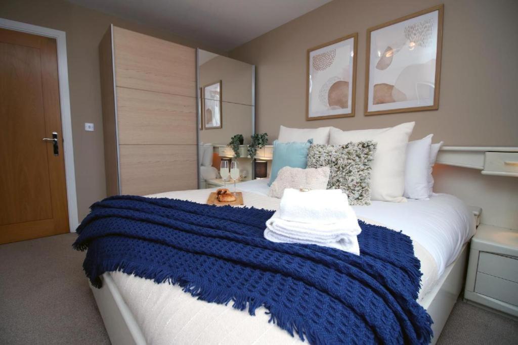 Observatory 2 Bedroom Apartment Overlooking Beach สวอนซี ภายนอก รูปภาพ