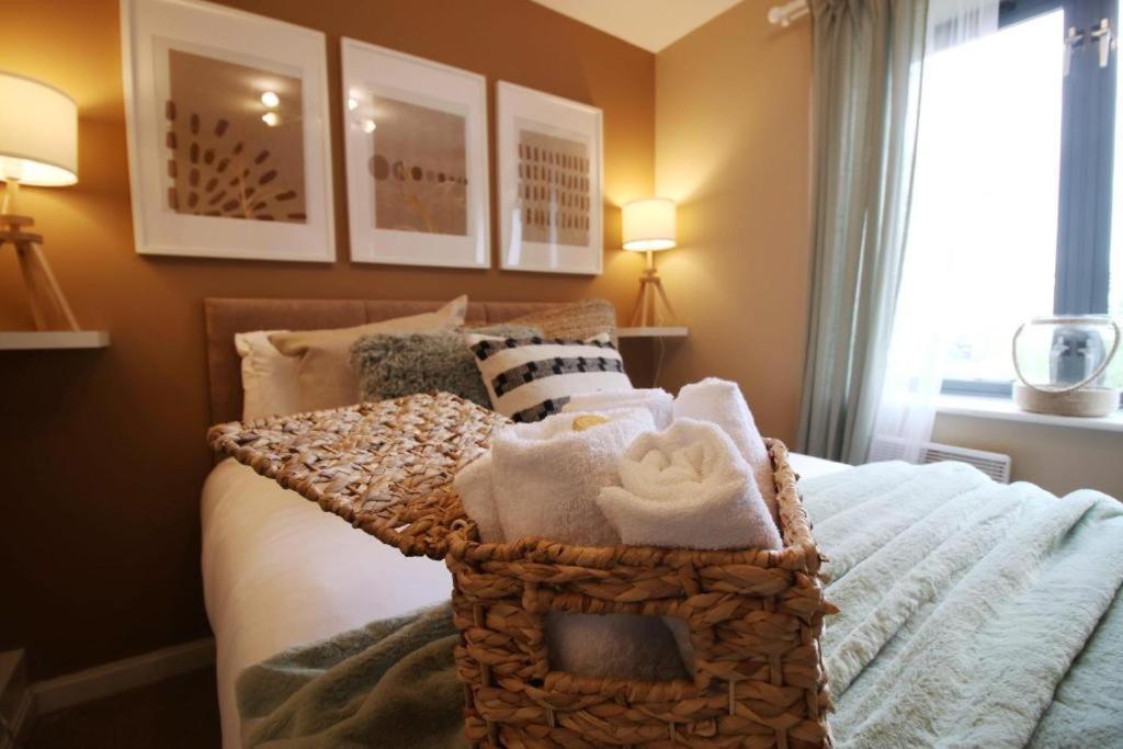 Observatory 2 Bedroom Apartment Overlooking Beach สวอนซี ภายนอก รูปภาพ
