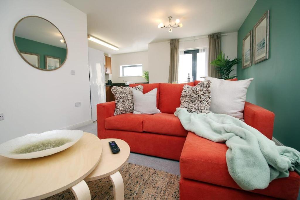 Observatory 2 Bedroom Apartment Overlooking Beach สวอนซี ภายนอก รูปภาพ